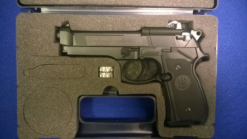 Umarex Beretta 92 FS .177  Air Pistols